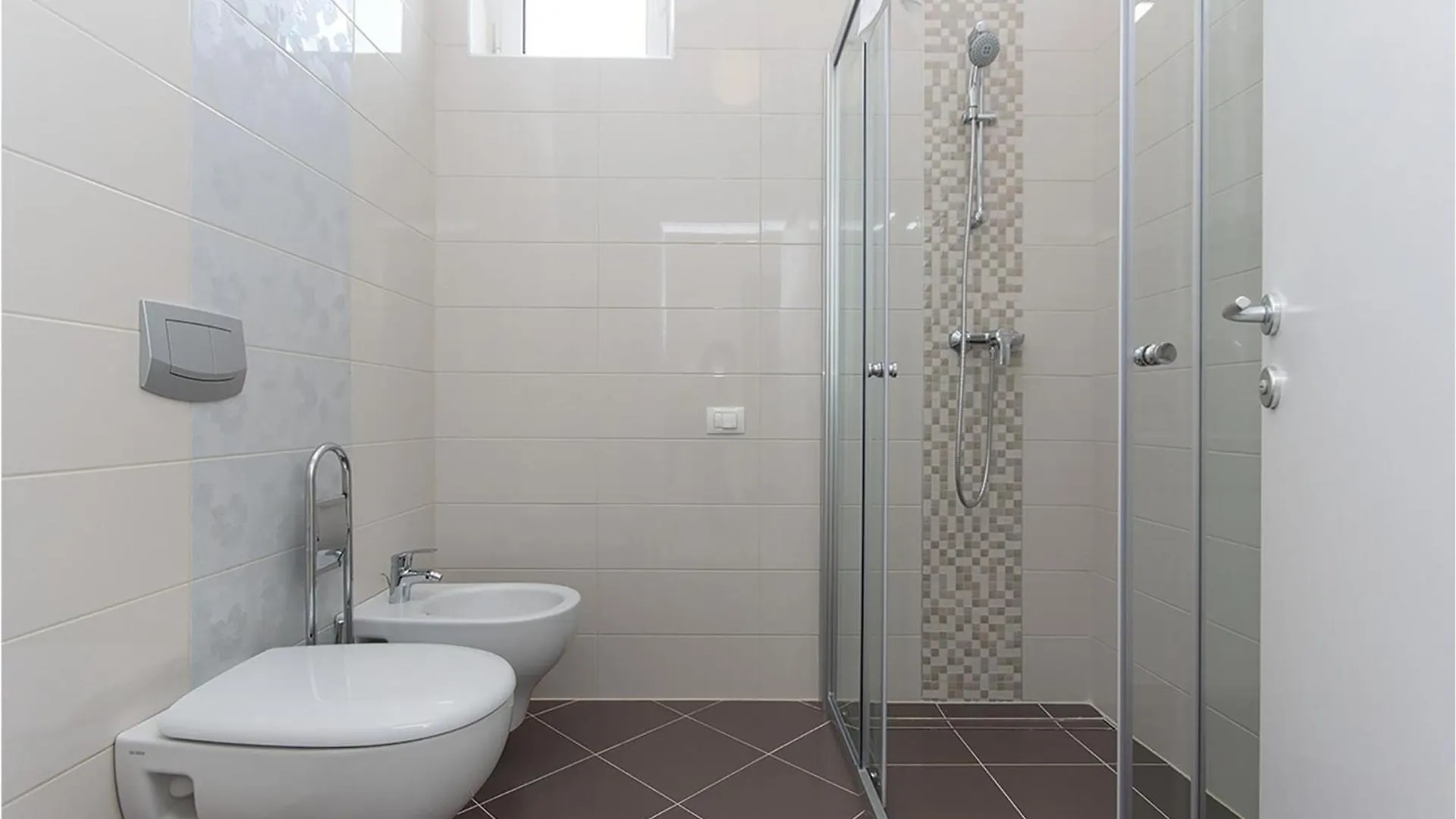 4 Bedroom Cozy Home In Vodnjan Nyaraló