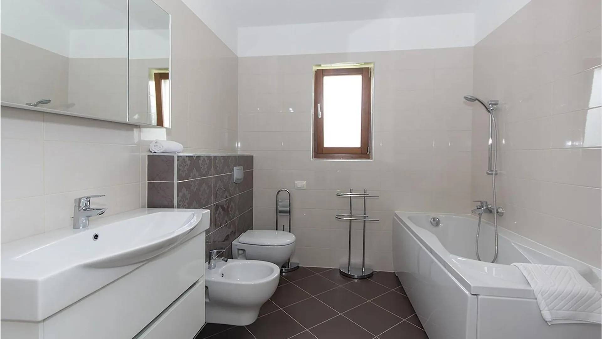 4 Bedroom Cozy Home In Vodnjan Horvátország